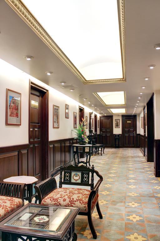 Palace On Ganges - Heritage Hotel Βαρανάσι Εξωτερικό φωτογραφία