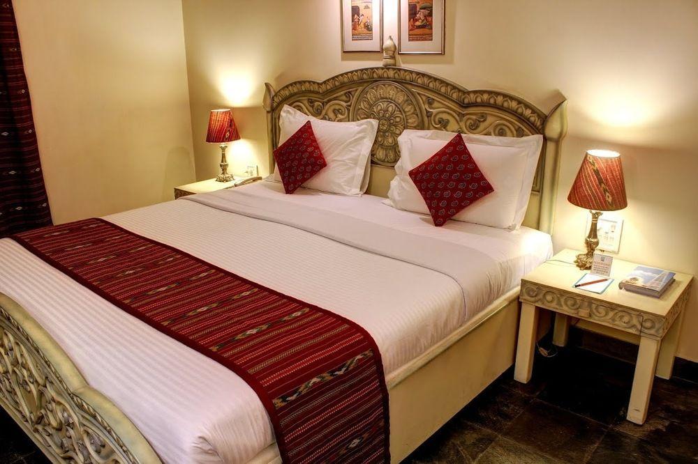 Palace On Ganges - Heritage Hotel Βαρανάσι Εξωτερικό φωτογραφία
